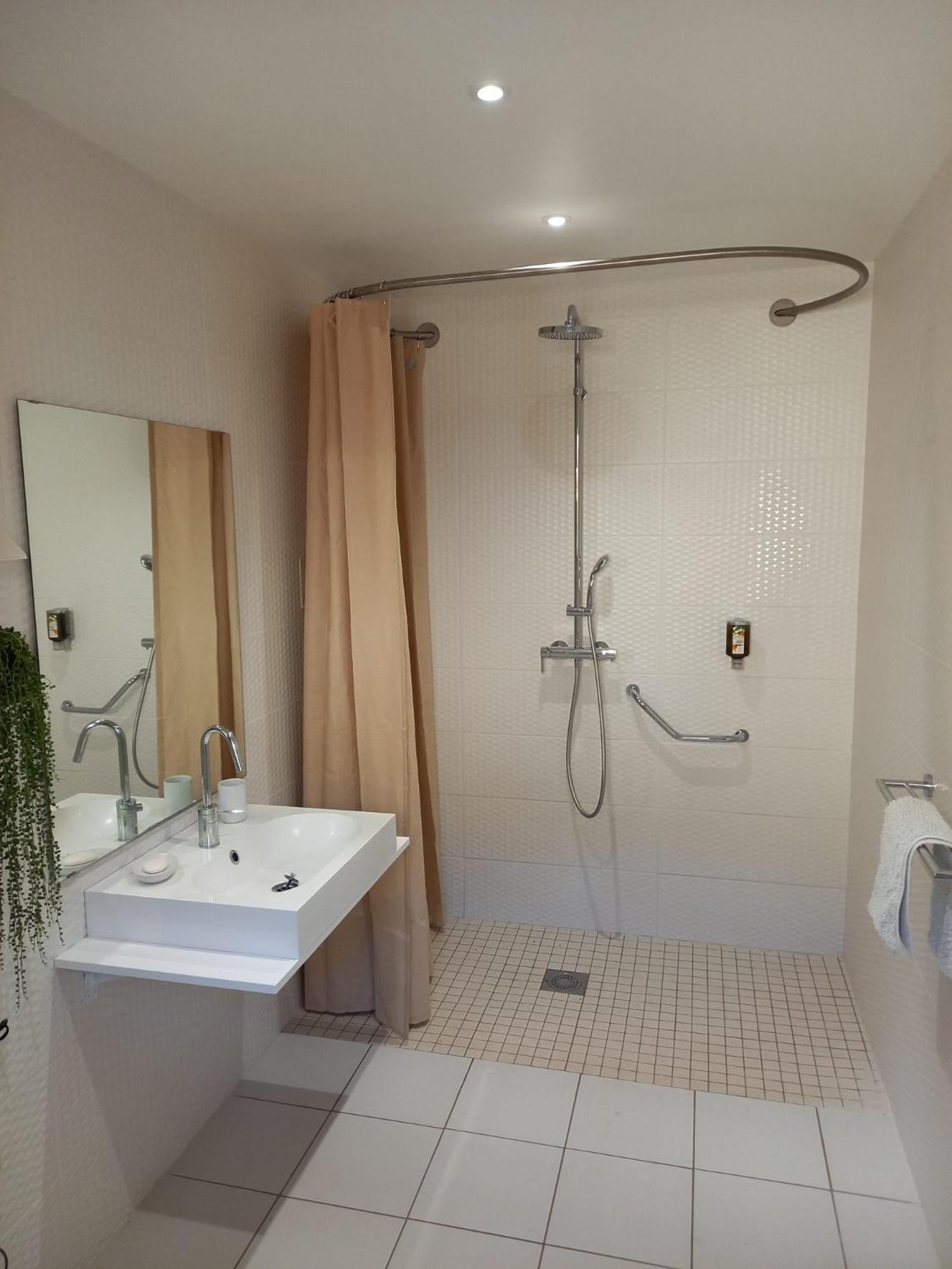 La Metairie Du Clos Saint Louis Montreal  Ngoại thất bức ảnh